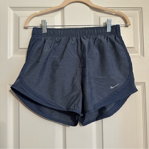 Nike Women's Tempo Short Obsidian Heather Blue Size Medium - Picture 2 of 7